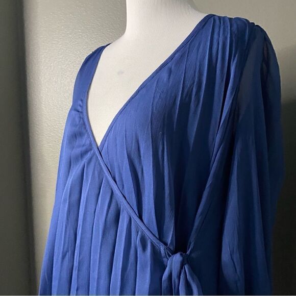 ASOS Design Maternity Blue Pleated Trapeze Wrap Dress Chiffon Long Sleeves - Picture 2 of 12